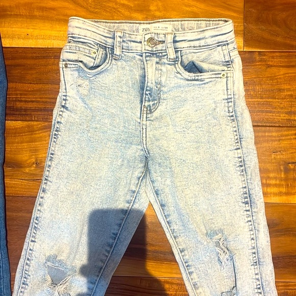 Forever 21 Kids Denim Jeans Trio - Blue, Light Blue, White (1 NEW) - Picture 16 of 17